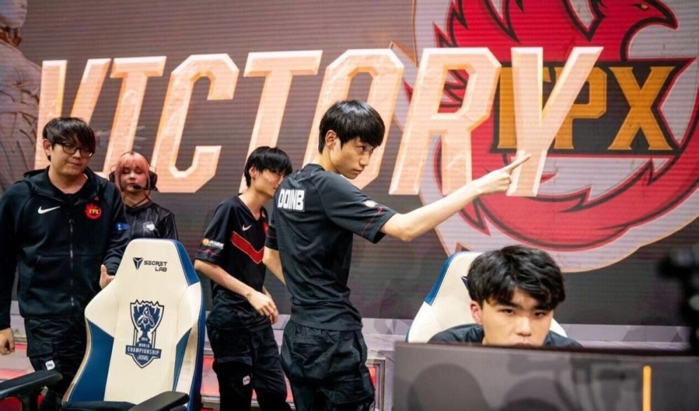 球员评分不 球员评分不